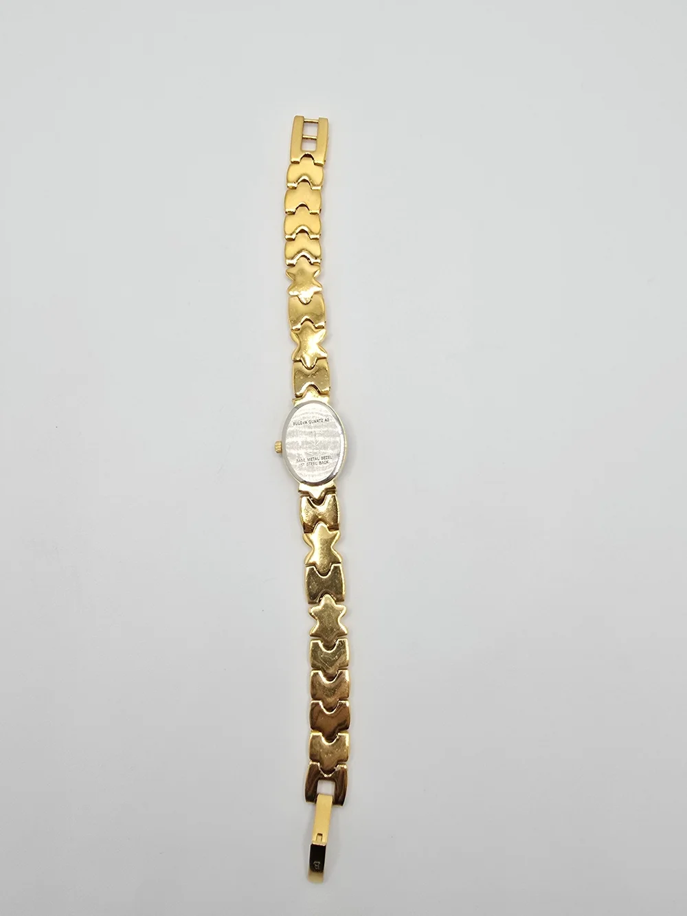 Bulova diamond 98r34